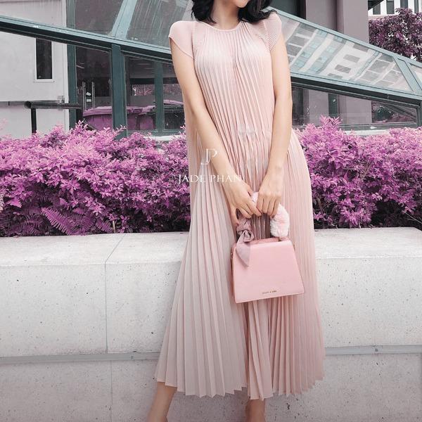 ADENA Dress - Váy vải lụa xếp ly tinh tế — ảnh 4