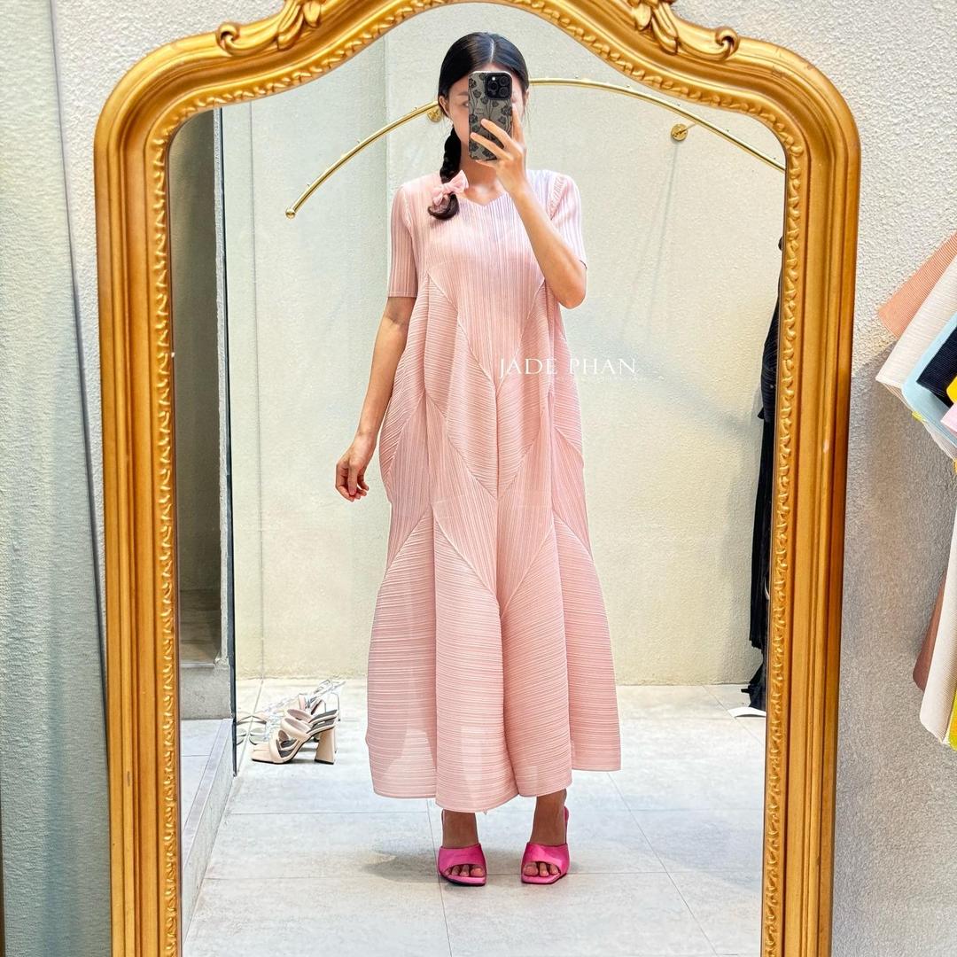 Váy Rose dập ly cao cấp JADEPHAN xếp ly lò xo thanh lịch — ảnh 14