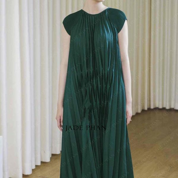 ADENA Dress - Váy vải lụa xếp ly tinh tế — ảnh 6