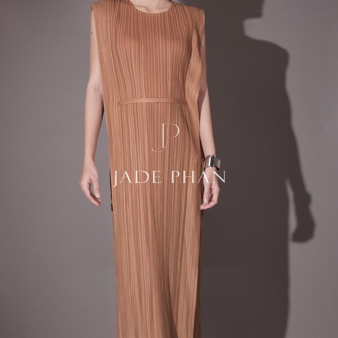 Váy Elegance dài tay dập ly cao cấp JADEPHAN xếp ly lò xo thanh lịch — ảnh 7