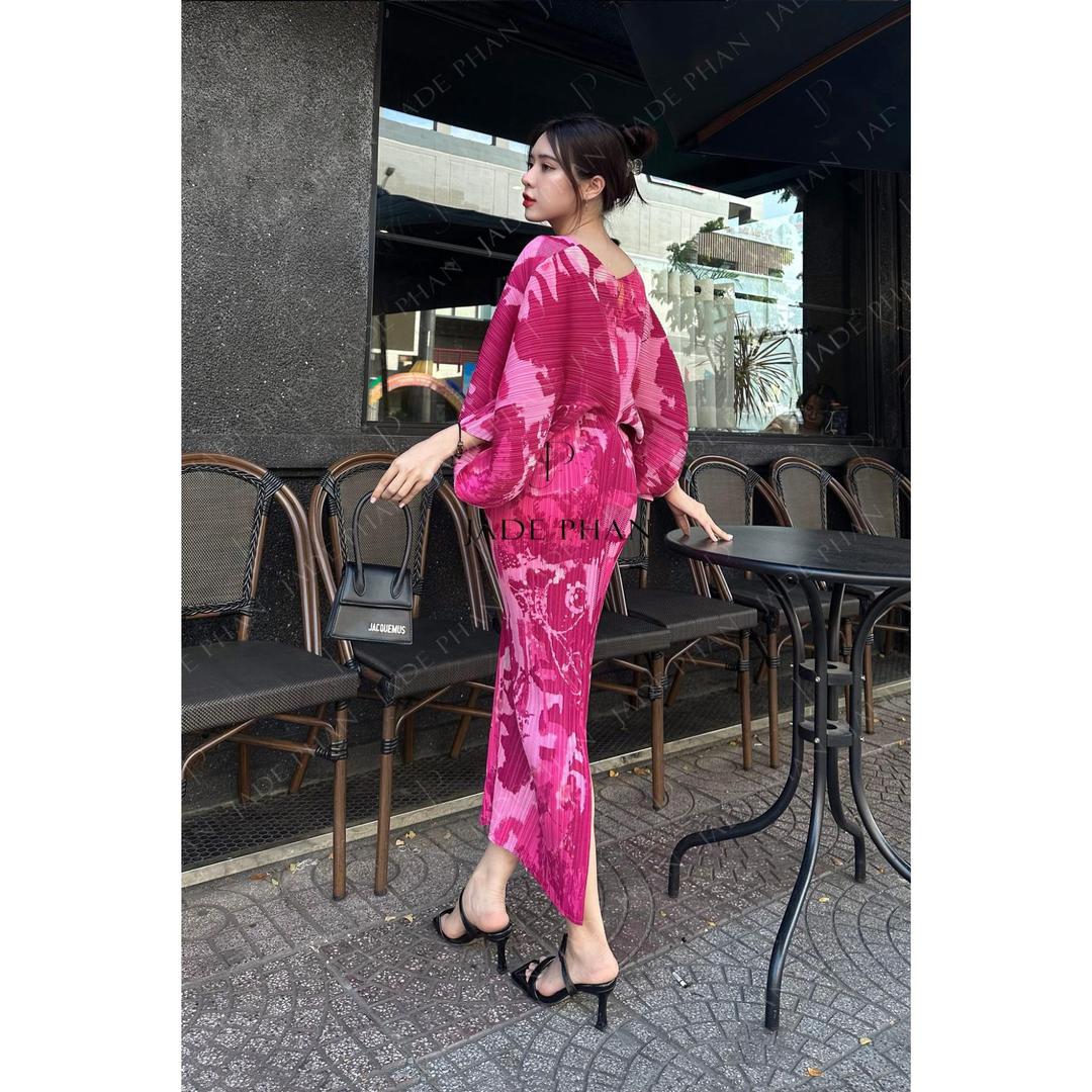 ANGELIE Dress - Váy ANGELIE Cổ chữ V Thanh lịch