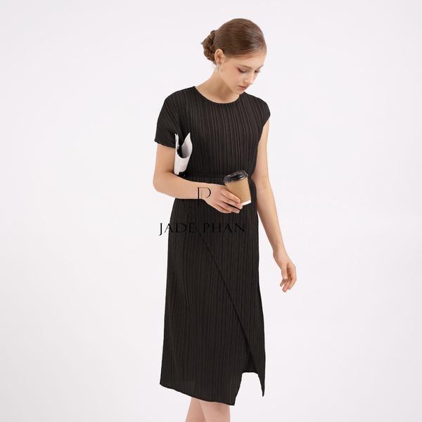 MAJORI Dress - Váy MAJORI Trơn Cổ Tròn