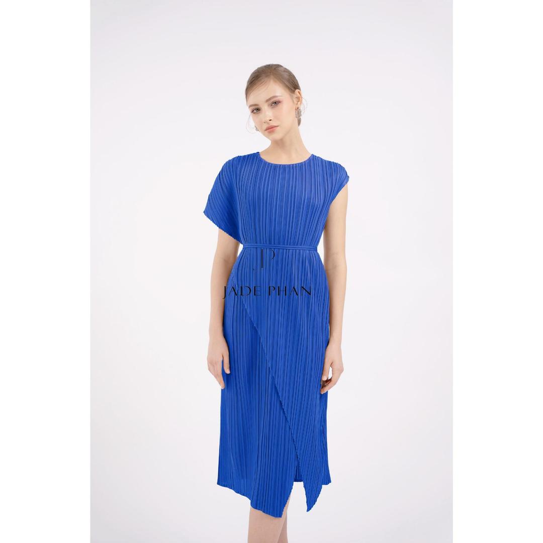 MAJORI Dress - Váy MAJORI Trơn Cổ Tròn — ảnh 3