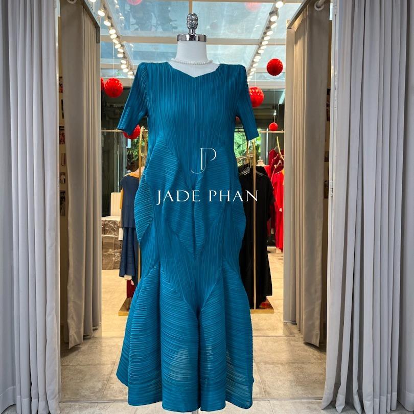 Váy Rose dập ly cao cấp JADEPHAN xếp ly lò xo thanh lịch — ảnh 6