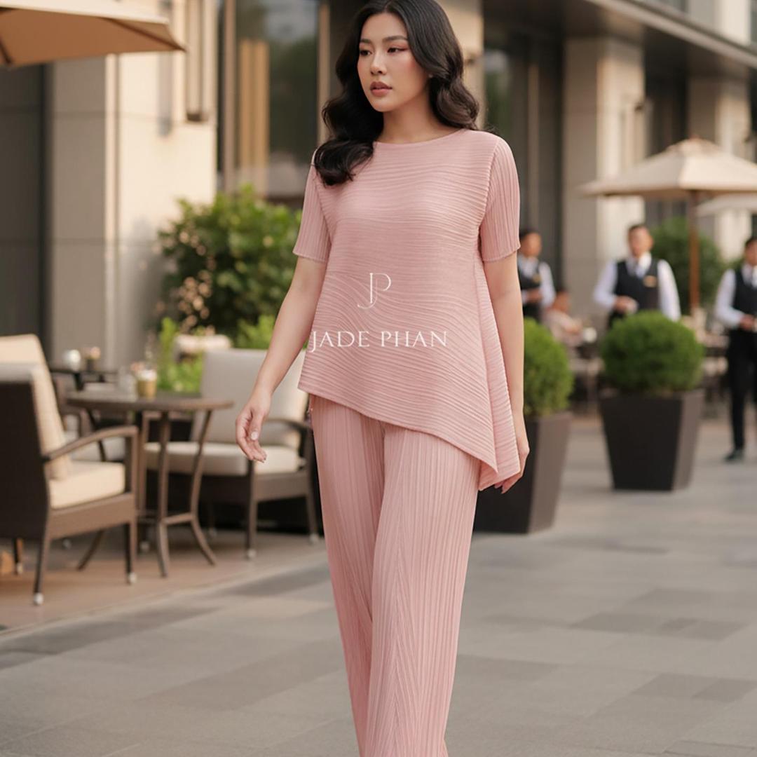 Set gồm áo và quầnđồng màu xếp ly nữ cao cấp, áo tay ngắn vạt chéo và quần ống suông thanh lịch nhiều màu Katle [ + ] — ảnh 2