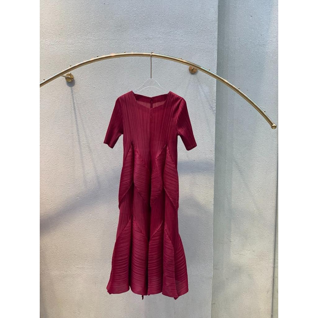 Váy Rose dập ly cao cấp JADEPHAN xếp ly lò xo thanh lịch — ảnh 9
