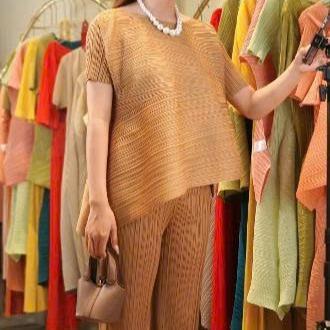 Set gồm áo và quầnmix màu, bộ quần áo dập ly cao cấp sang trọng chuẩn form Katle Amour — ảnh 2