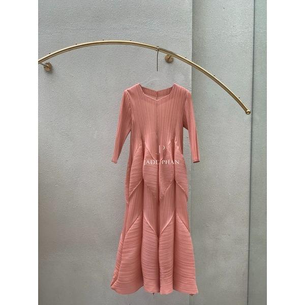 Váy Rose dập ly cao cấp JADEPHAN xếp ly lò xo thanh lịch — ảnh 2