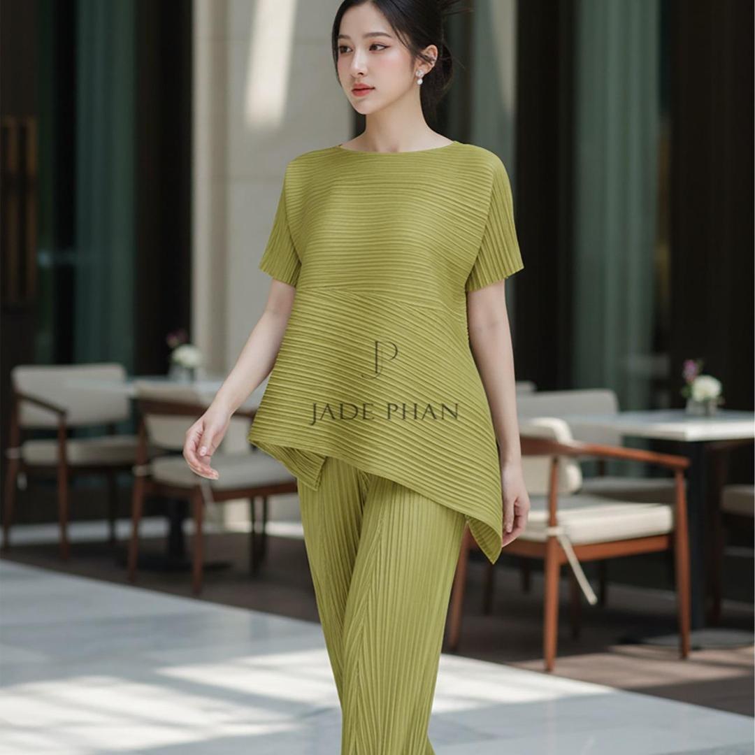 Set gồm áo và quầnđồng màu xếp ly nữ cao cấp, áo tay ngắn vạt chéo và quần ống suông thanh lịch nhiều màu Katle [ + ] — ảnh 17