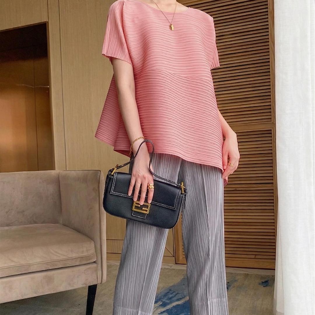 Set gồm áo và quầnmix màu, bộ quần áo dập ly cao cấp không nhăn phong cách cá tính nhiều màu Katle Daisy — ảnh 10