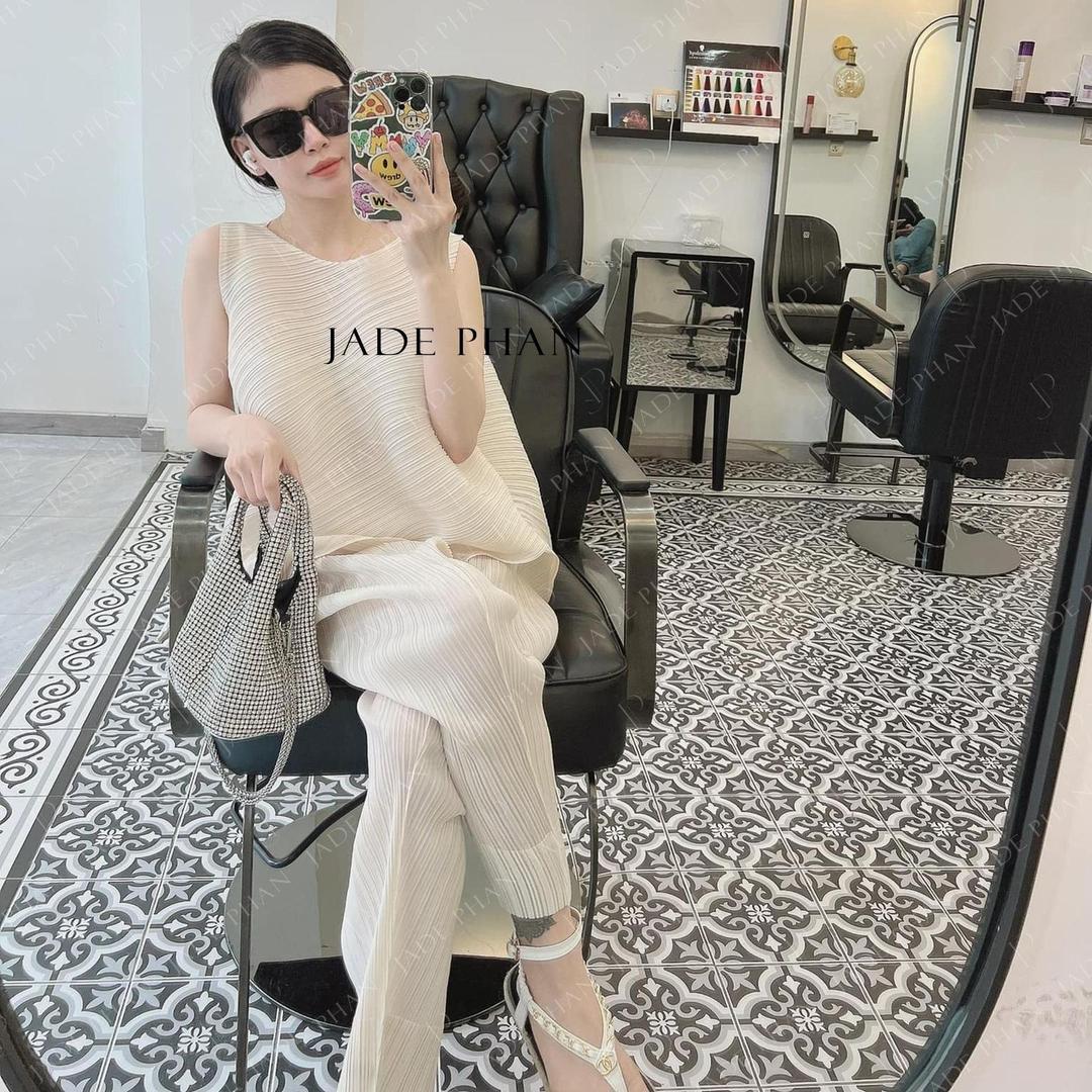 Set gồm áo và quầnđồng màu dập ly cao cấp, bộ quần áo xếp ly chuẩn form thanh lịch nhiều màu Lea Daisy
