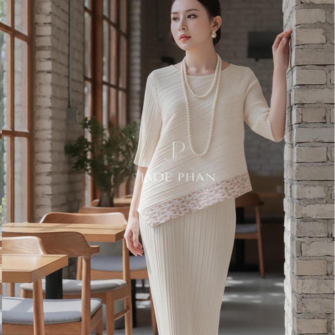 Set gồm áo và chân váyHoa nhí, bộ áo và chân váy dập ly cao cấp thanh lịch nhiều màu Gerda & Holly [ + ] — ảnh 2