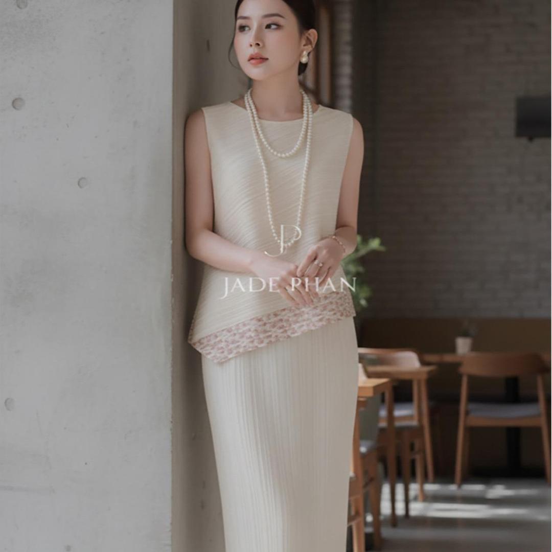 Set gồm áo và chân váyHoa nhí, bộ áo và chân váy midi nữ thanh lịch chuẩn form nhiều màu Léa & Holly [ + ] — ảnh 2