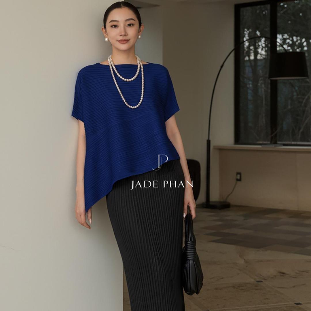 Set gồm áo và chân váyxếp ly, bộ áo và chân váy xẻ sau dập ly nhiều màu Katle Holly — ảnh 3